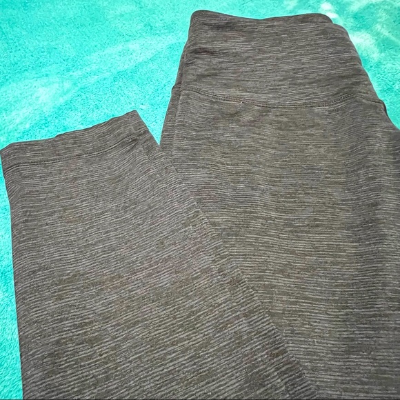 ๐3/40๐ Mondetta Ladies' Brushed Jacquard Legging - Picture 4 of 6